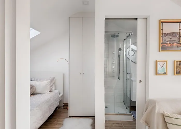 Romantic Gem With 2 Terraces In Alcantara Lisboa