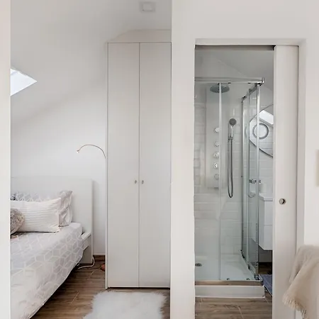 Romantic Gem With 2 Terraces In Alcantara Lisboa